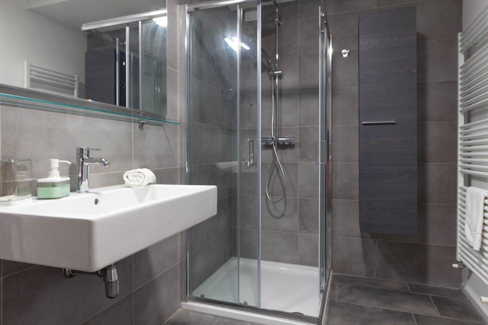 Papavero Apartment - Affitti Brevi Italia Лекко Экстерьер фото