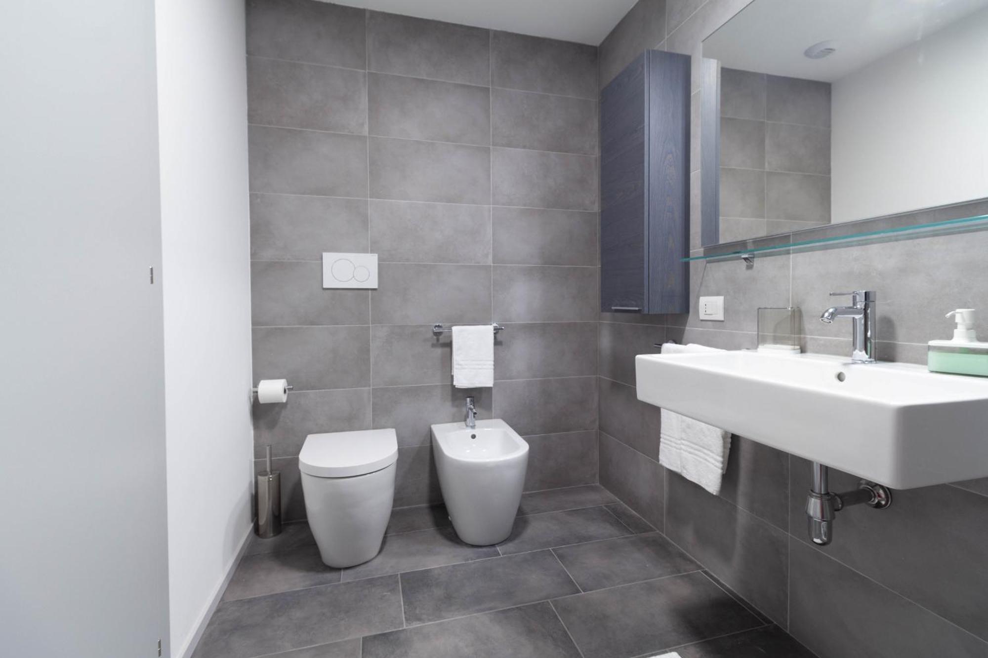 Papavero Apartment - Affitti Brevi Italia Лекко Экстерьер фото