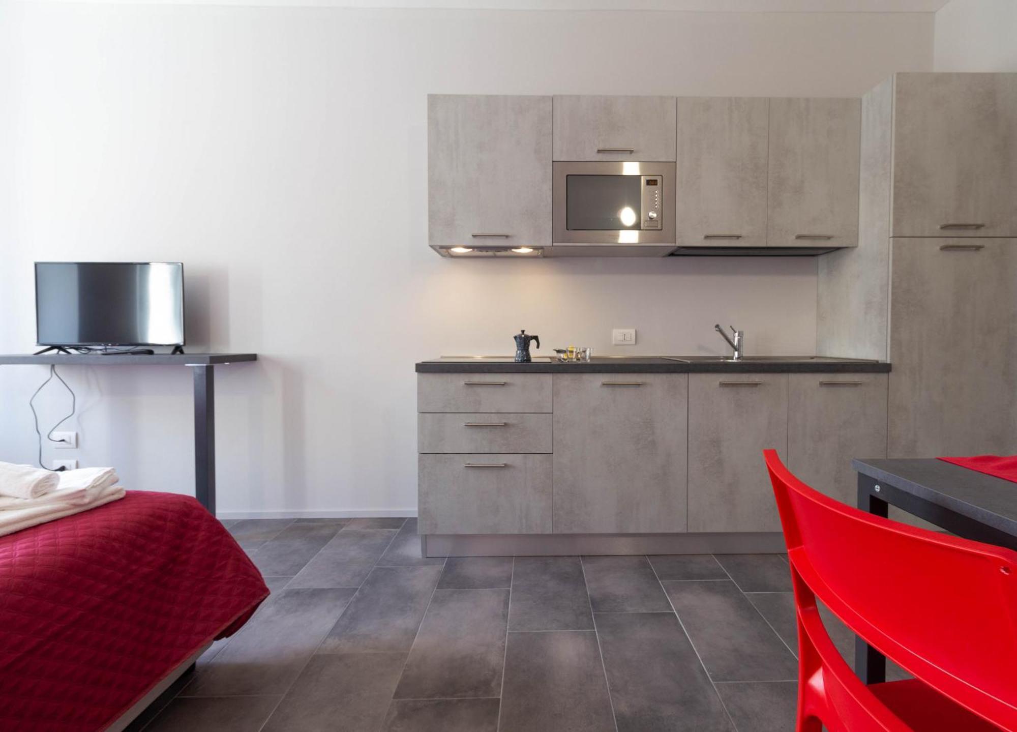 Papavero Apartment - Affitti Brevi Italia Лекко Экстерьер фото